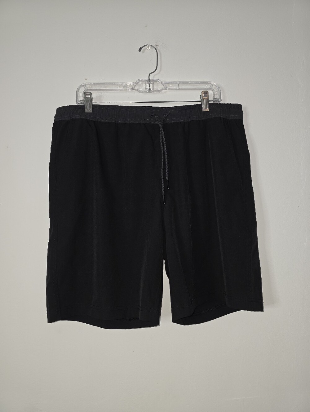 Copper & Oak Black Shorts Mens Size L